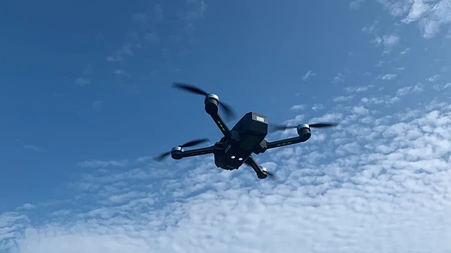 4K drone with 3-axis gimbal, 2 batteries
